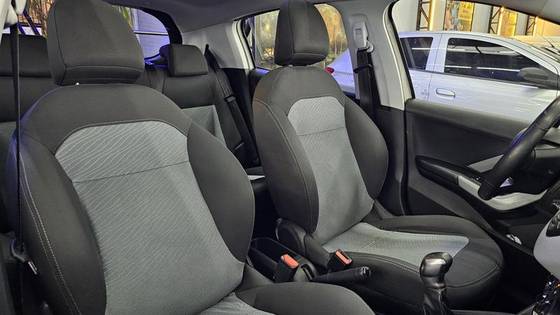 PEUGEOT 208 1.5 ALLURE 8V FLEX 4P MANUAL